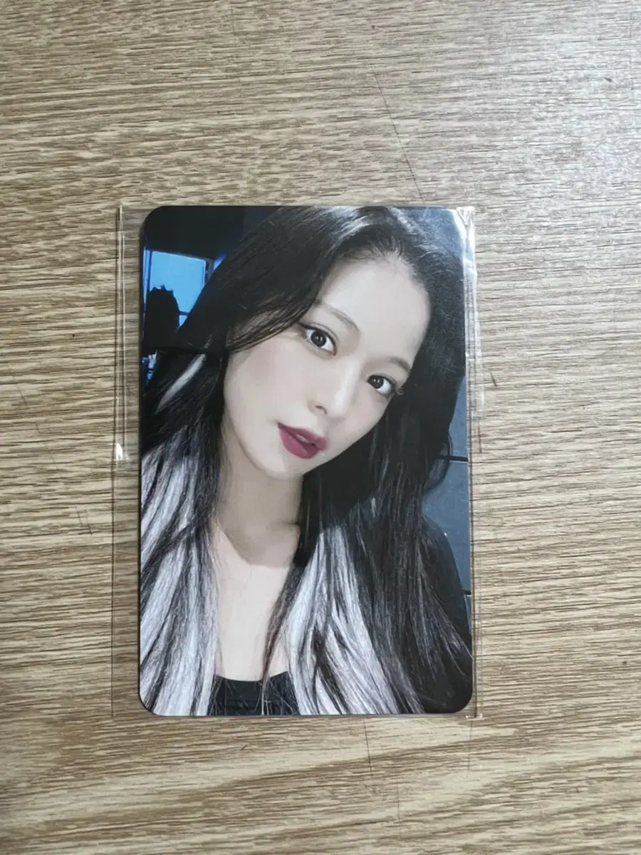 프로미스나인 이채영 포카